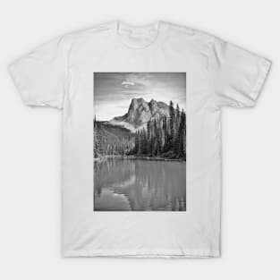 Magestic Alberta Rocky Mountains Banff Landscape T-Shirt